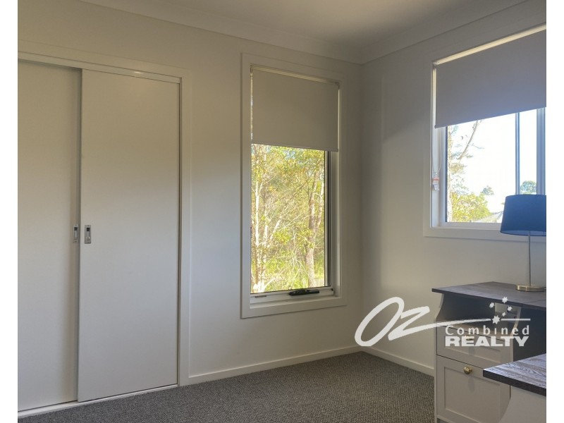 6 Coaster Circuit, Vincentia NSW 2540