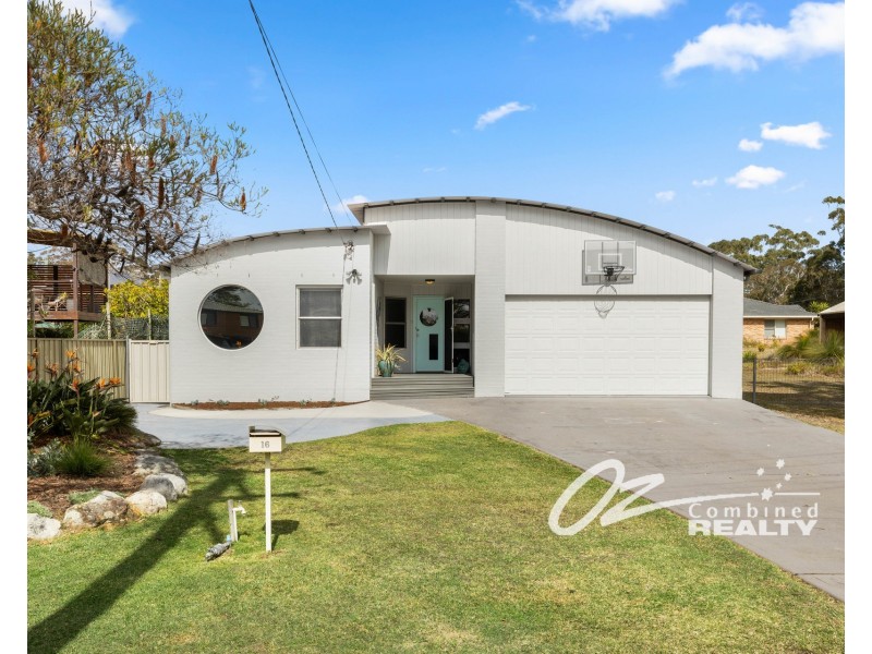 16 Saumarez Street, Vincentia NSW 2540