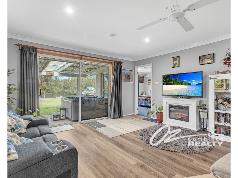 24 Panorama Road, St Georges Basin NSW 2540