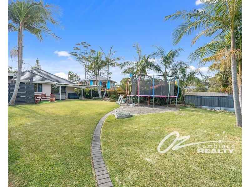 24 Panorama Road, St Georges Basin NSW 2540