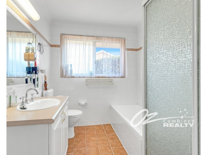 24 Panorama Road, St Georges Basin NSW 2540
