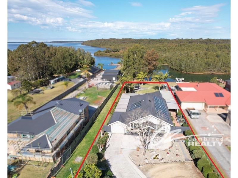 24 Panorama Road, St Georges Basin NSW 2540