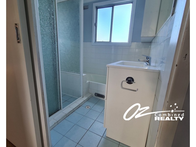 18 Audrey Avenue, Basin View NSW 2540