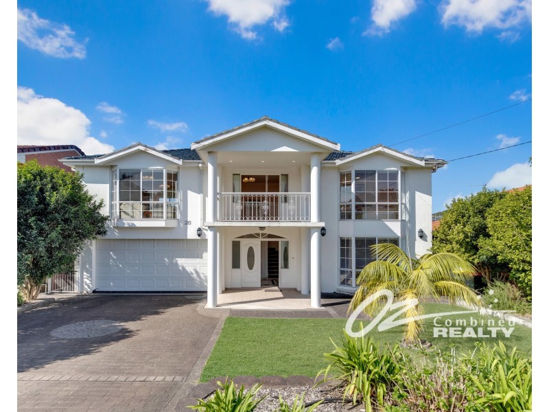 28 Lambs Crescent, Vincentia NSW 2540
