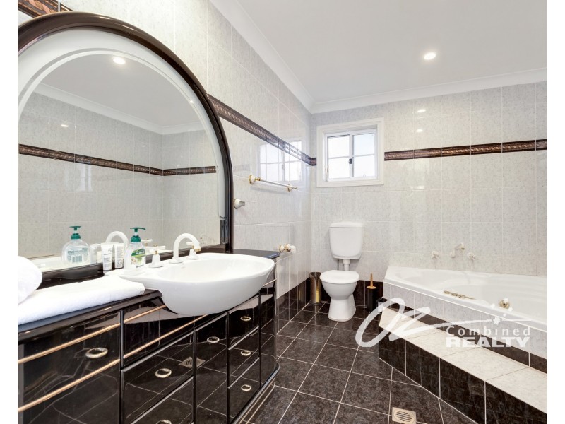 28 Lambs Crescent, Vincentia NSW 2540