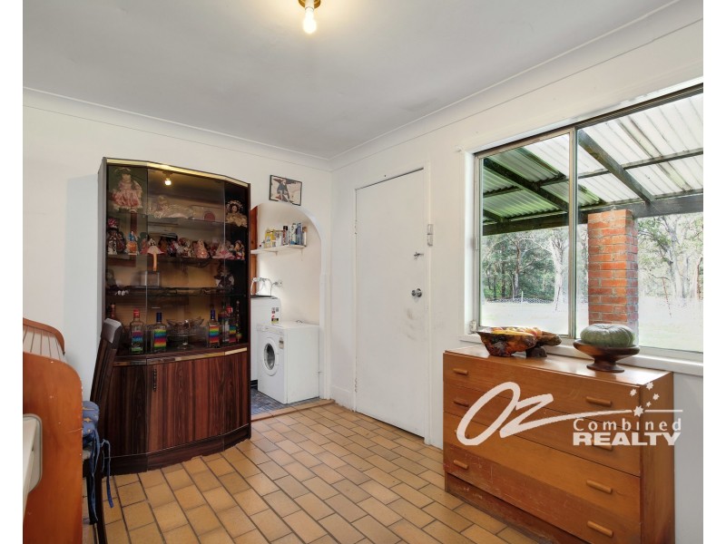 7 Knoll Parade, Woollamia NSW 2540