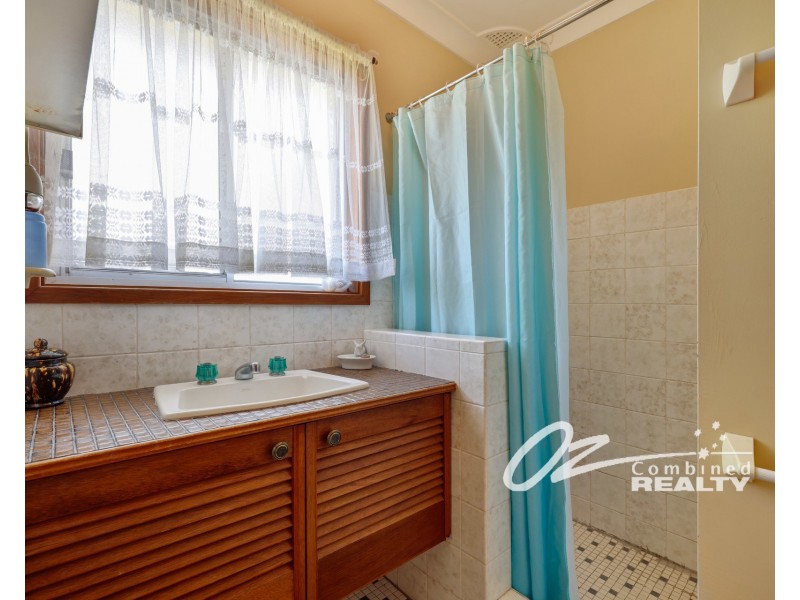 5 Lambs Crescent, Vincentia NSW 2540