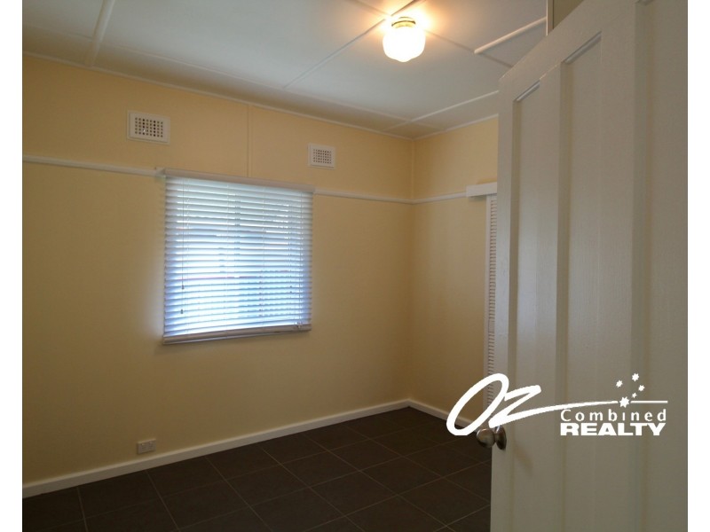 18 Nowra Street, Huskisson NSW 2540