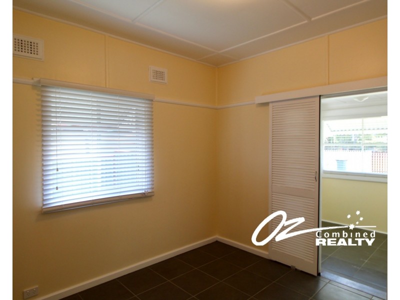 18 Nowra Street, Huskisson NSW 2540