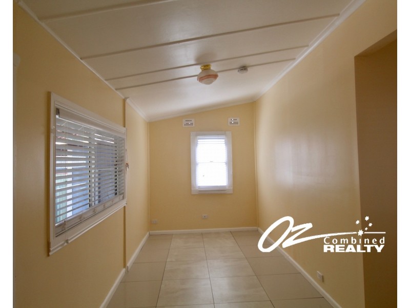 18 Nowra Street, Huskisson NSW 2540