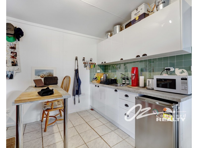 2 Berry Street, Huskisson NSW 2540