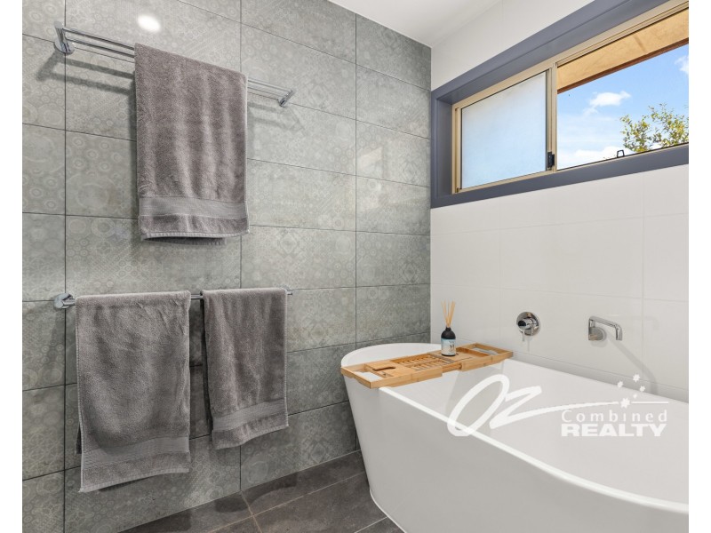 92 Greville Avenue, Sanctuary Point NSW 2540