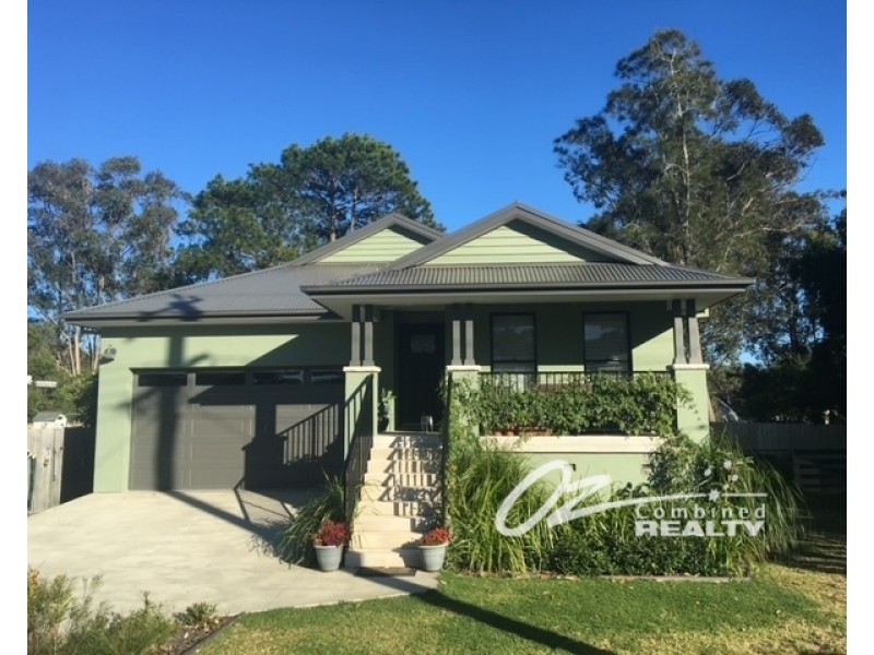748 Woollamia Road, Woollamia NSW 2540