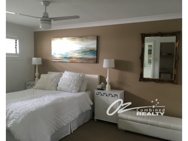 748 Woollamia Road, Woollamia NSW 2540