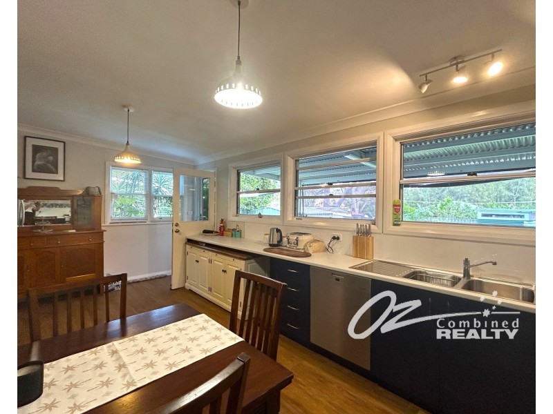 207 Macleans Point Road, Sanctuary Point NSW 2540