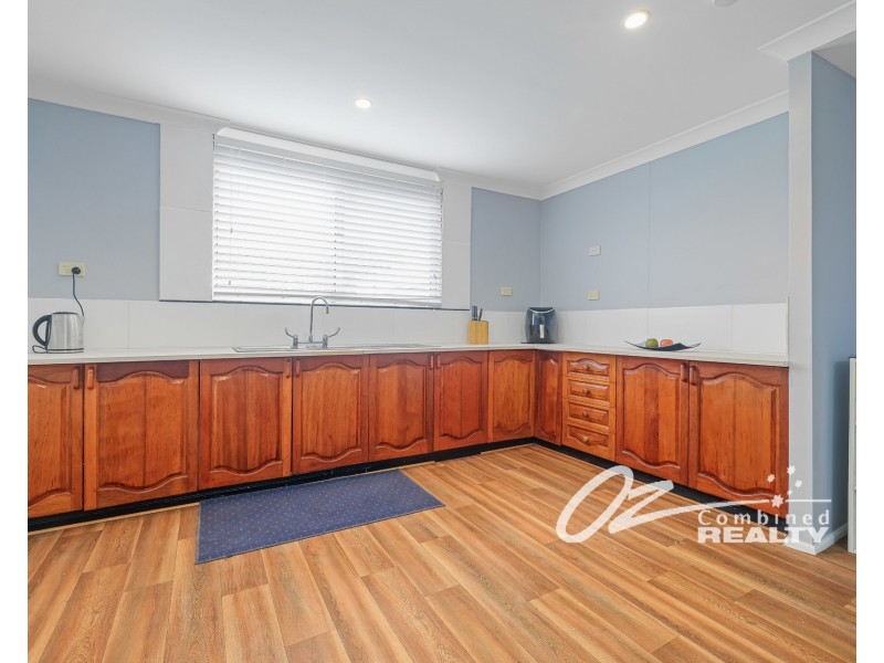 7 June Avenue, Basin View NSW 2540