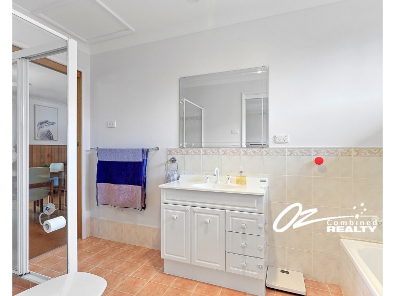 67 Macleans Point Road, Sanctuary Point NSW 2540