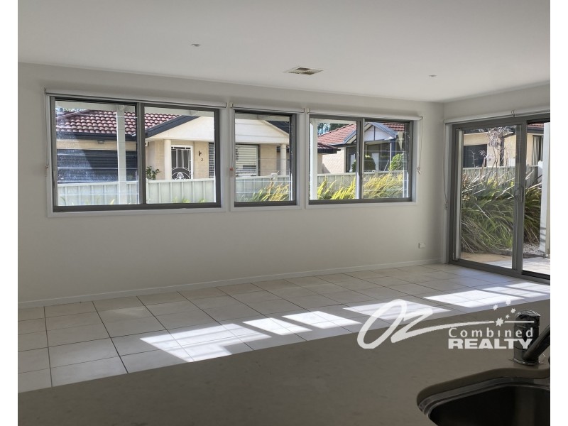 2/80 Currambene Street, Huskisson NSW 2540