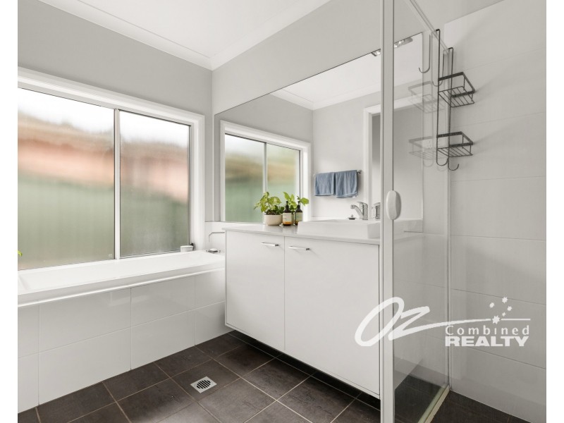 42 First Avenue, Erowal Bay NSW 2540