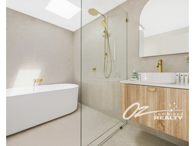 28 Macleans Point Road, Sanctuary Point NSW 2540