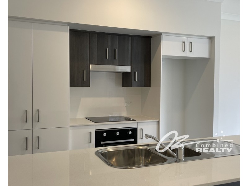 A/6 Lancing Avenue, Sussex Inlet NSW 2540