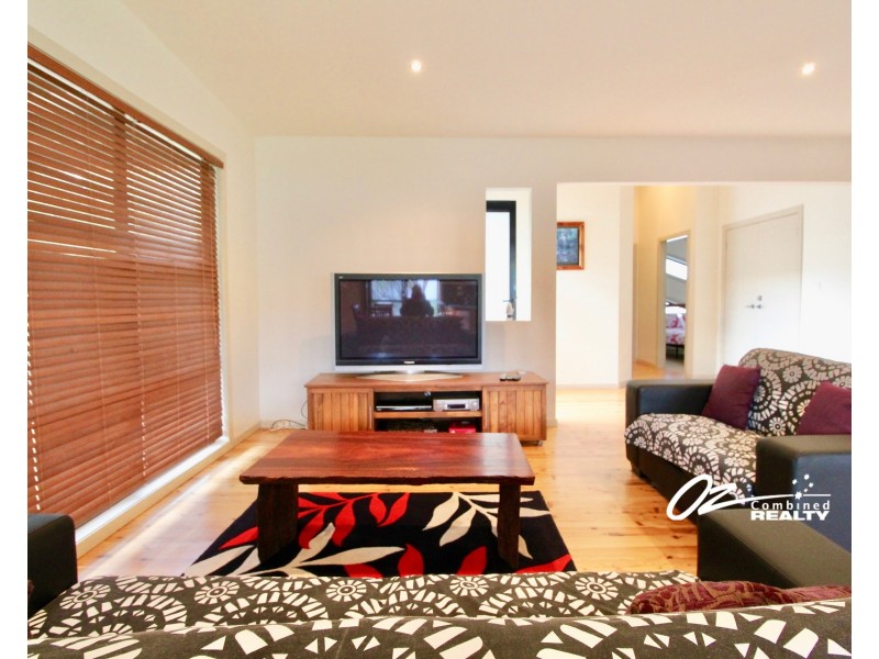 13 Flora Street, Sanctuary Point NSW 2540