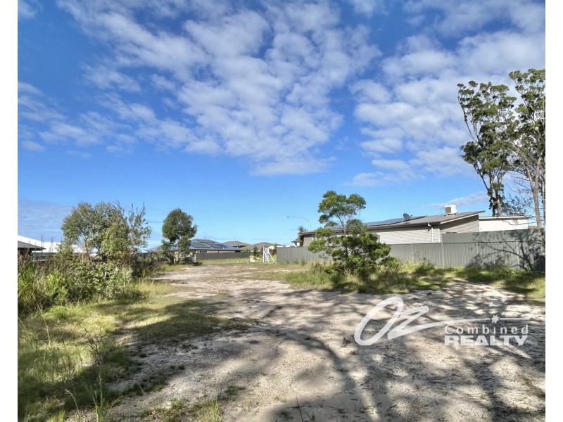 10 Wullun Close, Sanctuary Point NSW 2540