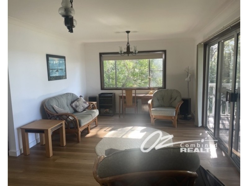 20 Coulon Street, Woollamia NSW 2540
