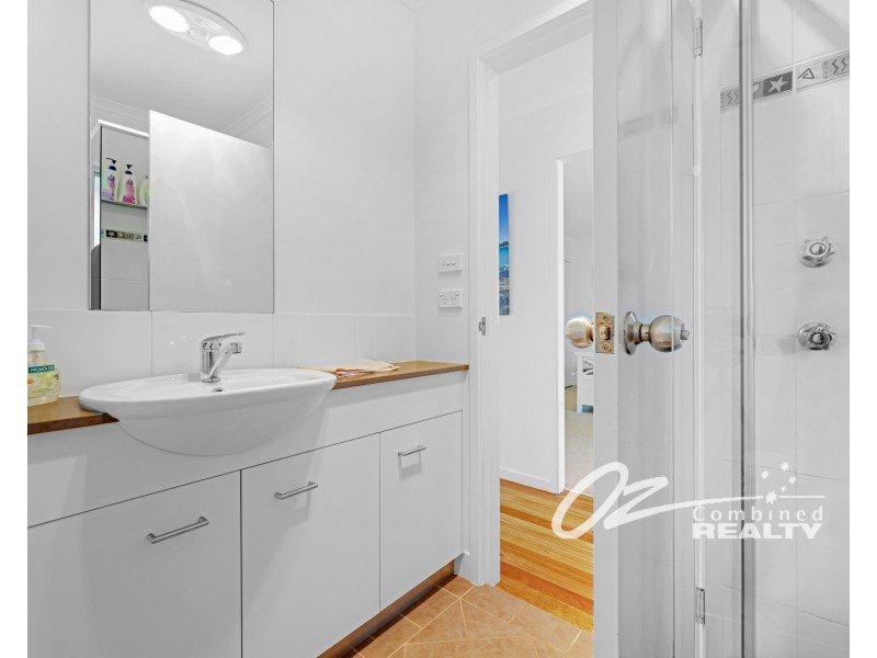 235 Elizabeth Drive, Vincentia NSW 2540