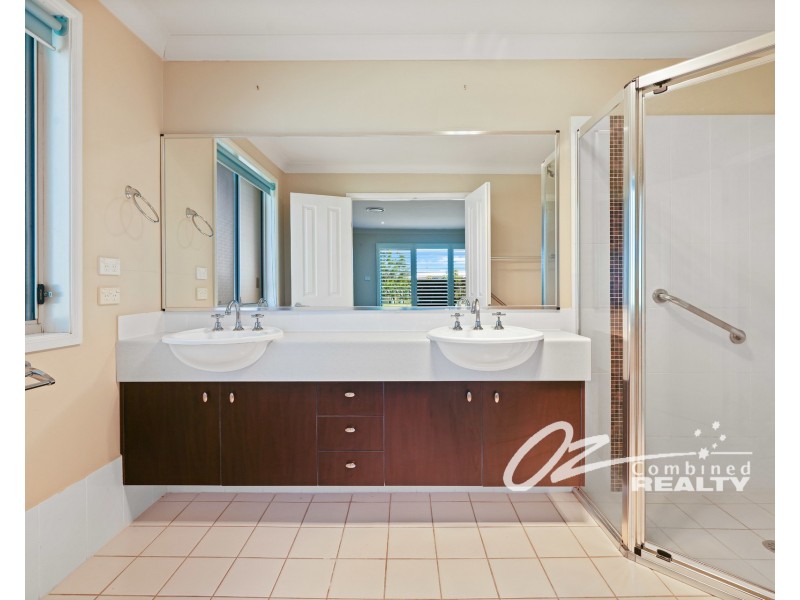 6 Belpitt Place, Sanctuary Point NSW 2540
