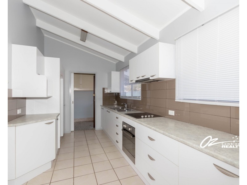 12 John Street, Basin View NSW 2540