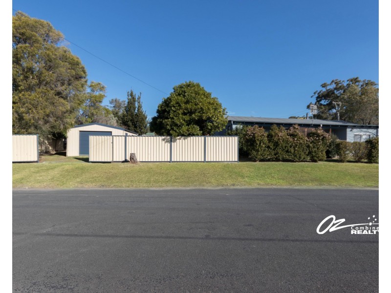 12 John Street, Basin View NSW 2540