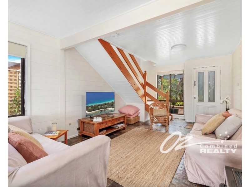 404 Elizabeth Drive, Vincentia NSW 2540