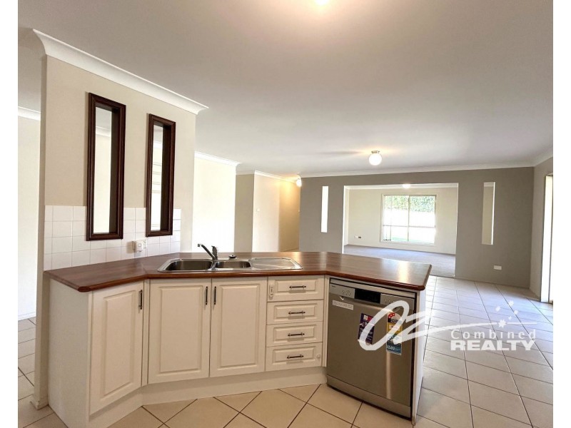 30 Hewitt. Avenue, Sanctuary Point NSW 2540
