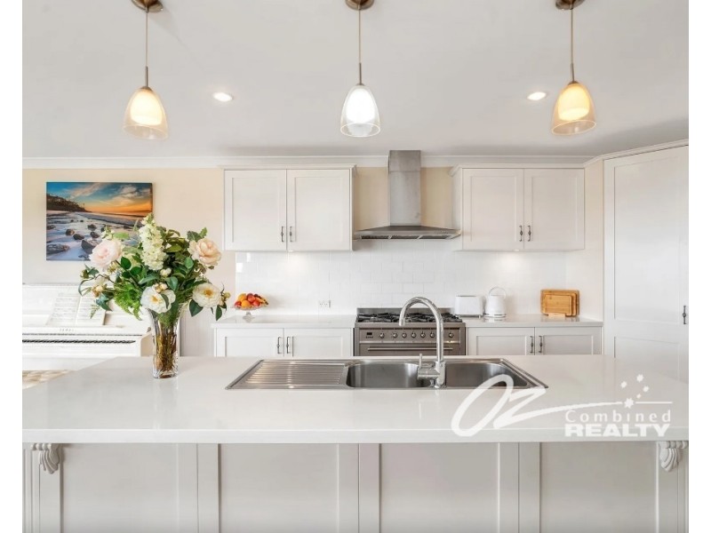 6 Whitshed Place, Vincentia NSW 2540