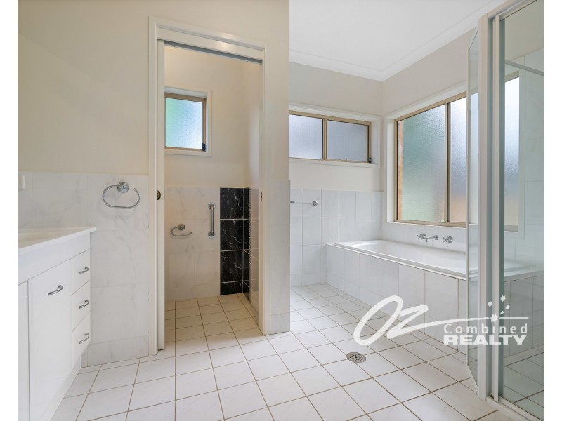 10 Dalton Place, Wandandian NSW 2540