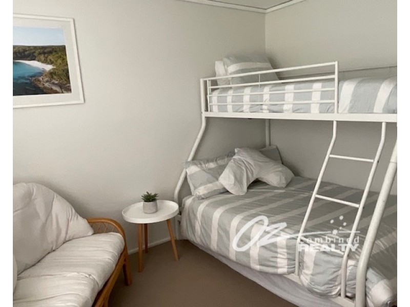 11 King George Street, Erowal Bay NSW 2540