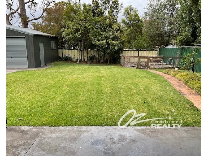 11 King George Street, Erowal Bay NSW 2540