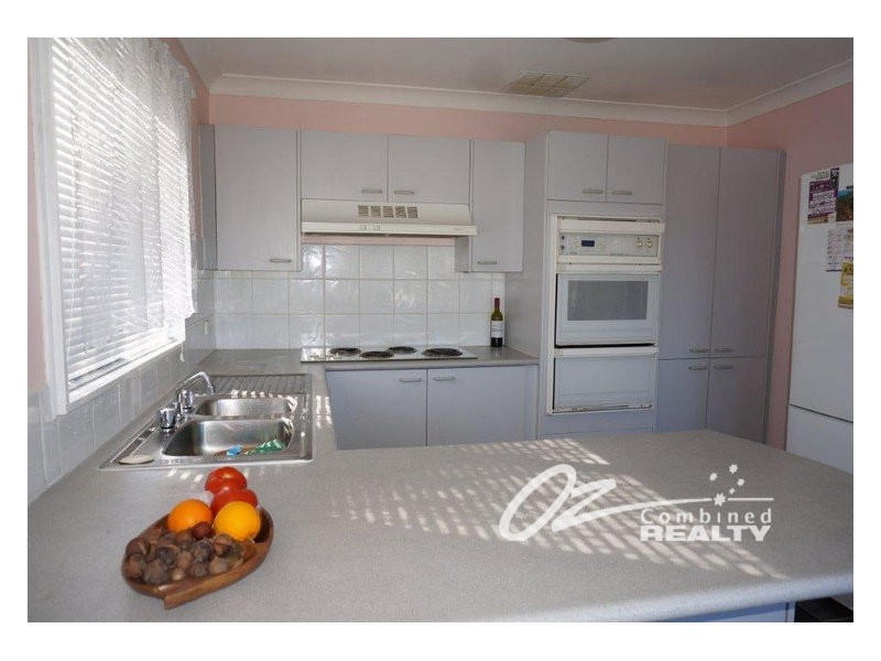 65 Basin View Parade, Basin View NSW 2540