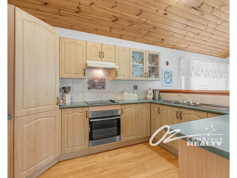 17 Kurraba Place, St Georges Basin NSW 2540