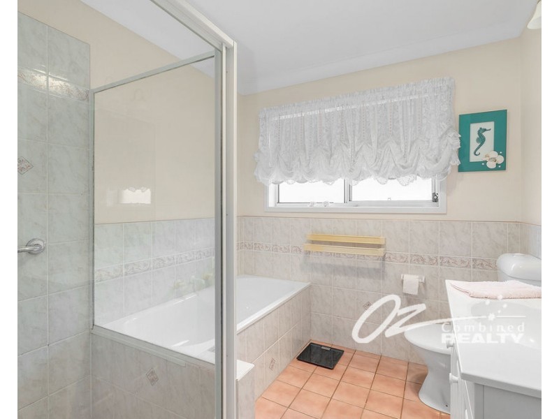 17 Kurraba Place, St Georges Basin NSW 2540