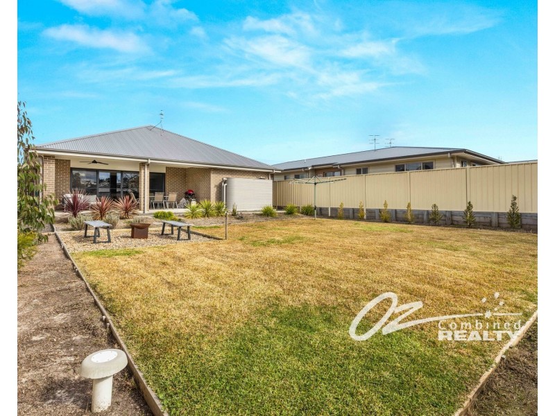 27 Tahnee Street, Sanctuary Point NSW 2540