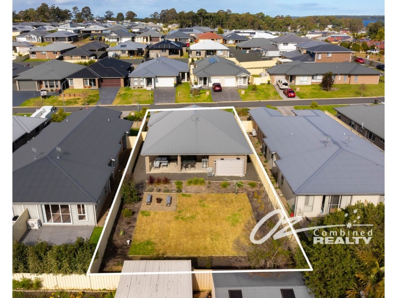 27 Tahnee Street, Sanctuary Point NSW 2540