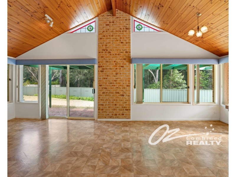 15 The Wool Lane, St Georges Basin NSW 2540