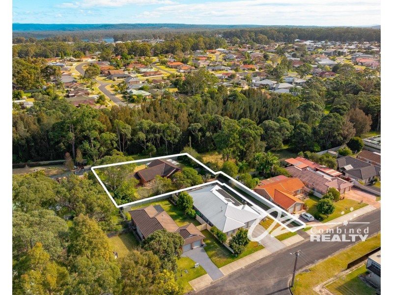 15 The Wool Lane, St Georges Basin NSW 2540