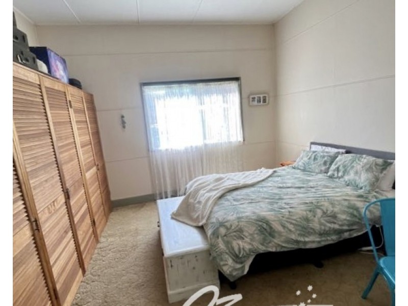 42 Currambene Street, Huskisson NSW 2540