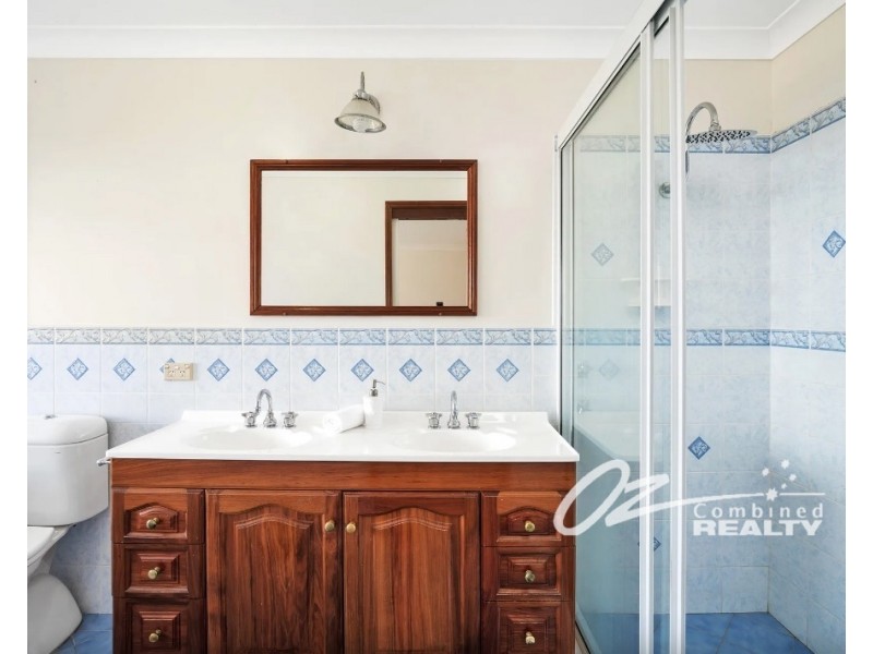 6 Whitshed Place, Vincentia NSW 2540