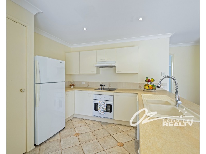 3 Hurst Place, St Georges Basin NSW 2540