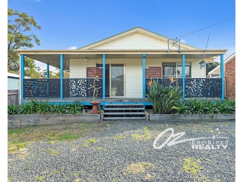 39 Edmund Street, Sanctuary Point NSW 2540