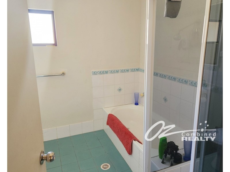 32 Bellabimbi Way, Basin View NSW 2540